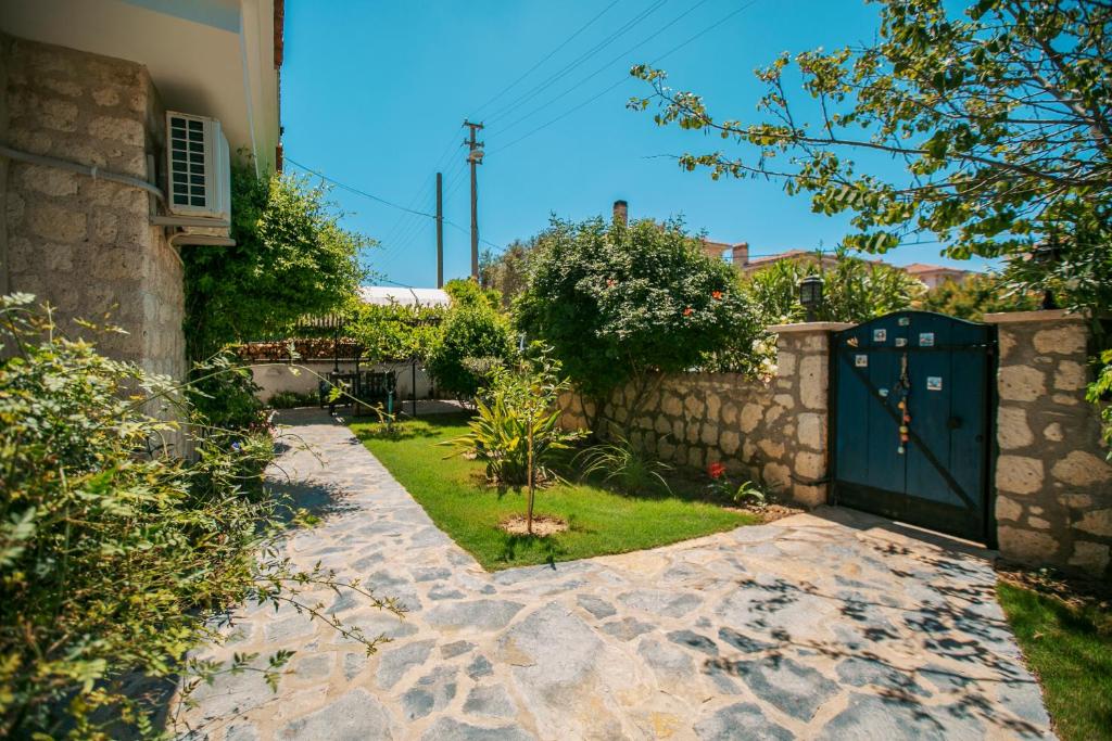 Bahçe