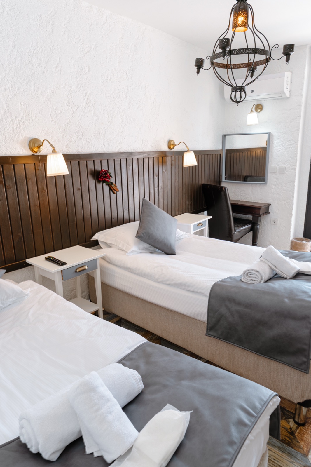 Twins Room Bed